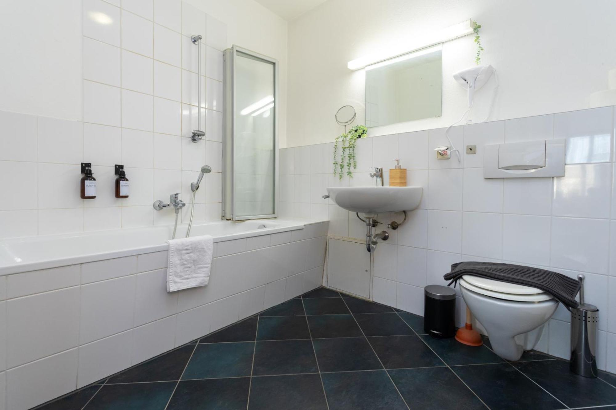 Fullhouse - Halle - R6 Apartments - Smarttv - Nespresso מראה חיצוני תמונה